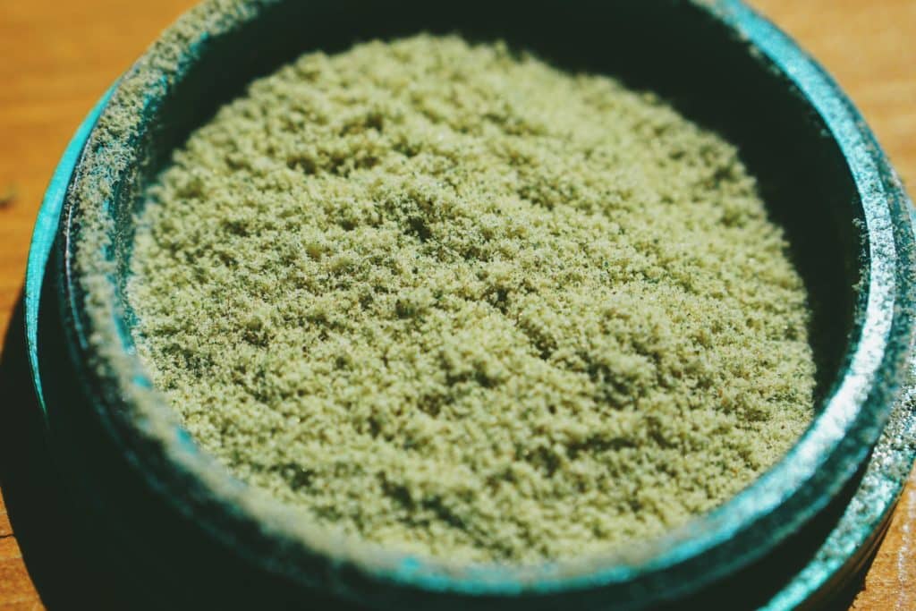 kief marijuana grinder